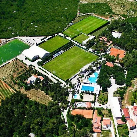 Imperia Agency B&B 3*